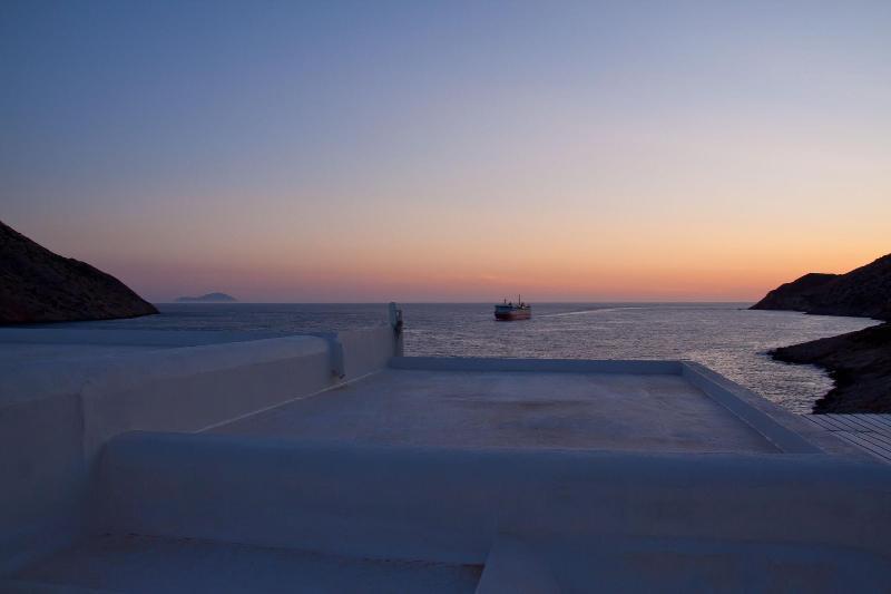 Delfini Otel Kamares  Dış mekan fotoğraf